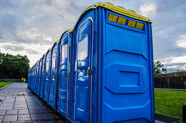 Porta potty delivery and setup in Carbondale, IL