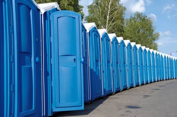 Best Portable bathroom rental  in Carbondale, IL